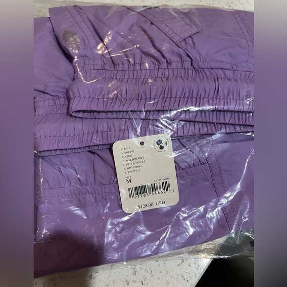 NWT ๐ Sold out color ๐ Free People FP Movement Set Me Free Pants (size M) - Picture 6 of 13